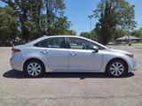 Used 2021 Toyota Corolla LE image 3