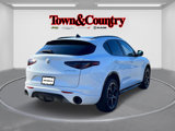 Certified 2022 Alfa Romeo Stelvio Veloce image 4