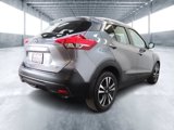 Used 2018 Nissan Kicks SV image 3
