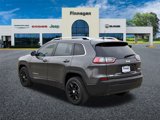 Used 2021 Jeep Cherokee Latitude Plus image 5