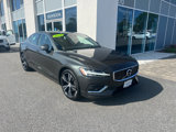 Used 2022 Volvo S60 B5 Inscription w/ Advanced Package image 2
