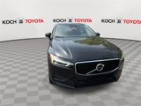Used 2018 Volvo XC60 T6 Momentum w/ Convenience Package image 2