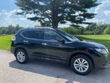 Used 2015 Nissan Rogue SV image 3