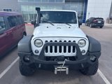 Used 2017 Jeep Wrangler Unlimited Rubicon w/ Connectivity Group image 2