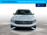 Certified 2022 Volkswagen Tiguan SE image 3