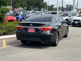 Used 2015 Toyota Camry SE image 5