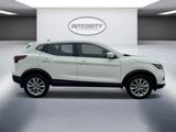 Used 2022 Nissan Rogue Sport S image 5