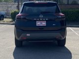 Used 2023 Nissan Rogue SV image 4