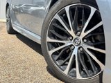 Used 2020 Toyota Camry SE image 2