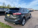 Used 2022 Ford Edge Titanium image 2