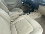 Used 2005 Volkswagen Beetle Bi-Color Edition image 5