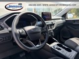 Used 2024 Ford Escape Active image 2