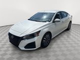 Used 2023 Nissan Altima 2.5 SV image 2
