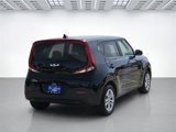Used 2022 Kia Soul LX image 5