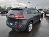 Used 2015 Jeep Cherokee Latitude w/ Cold Weather Group image 6