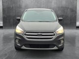 Used 2017 Ford Escape SE image 2