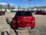 Used 2021 Chevrolet Trax LT w/ LT Convenience Package image 5