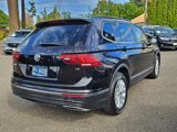 Used 2018 Volkswagen Tiguan SE w/ Panoramic Sunroof Package image 5