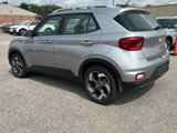 Used 2024 Hyundai Venue SEL image 3