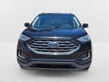 Used 2019 Ford Edge Titanium image 2