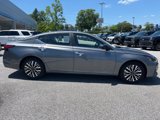 Used 2024 Nissan Altima 2.5 SV image 2
