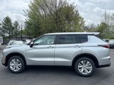 New 2025 Mitsubishi Outlander ES image 4