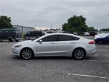 Used 2017 Ford Fusion SE w/ Fusion SE Technology Package image 4