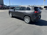 Used 2016 Jeep Cherokee Latitude w/ Cold Weather Group image 3