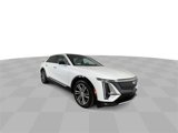 Used 2025 Cadillac Lyriq Luxury image 2