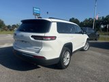 Used 2023 Jeep Grand Cherokee L Laredo image 5
