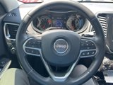 Used 2019 Jeep Cherokee Limited w/ Luxury Group image 2