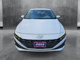 Used 2022 Hyundai Elantra SEL w/ Convenience + Premium Package image 2