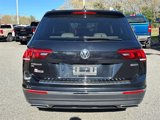 Used 2021 Volkswagen Tiguan SE w/ Panoramic Sunroof Package image 4