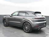 New 2025 Porsche Cayenne image 3