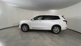 Used 2025 Cadillac XT6 Luxury image 5