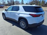 Used 2023 Chevrolet Traverse LT image 3