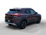 Used 2022 Chevrolet TrailBlazer LT w/ LPO, Blackout Package image 5