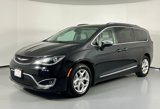Used 2020 Chrysler Pacifica Limited image 3