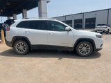 Used 2020 Jeep Cherokee Latitude image 2