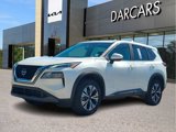 Used 2023 Nissan Rogue SV image 2