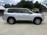 Used 2017 Toyota Land Cruiser image 3