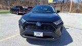 Used 2021 Toyota RAV4 LE image 3