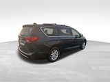 Used 2020 Chrysler Pacifica Touring image 5