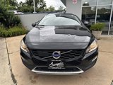 Used 2017 Volvo V60 T5 Cross Country w/ Convenience Package image 3