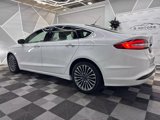 Used 2017 Ford Fusion SE w/ Fusion SE Technology Package image 4