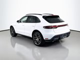 Certified 2025 Porsche Macan image 3