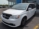 Used 2017 Dodge Grand Caravan SXT image 2