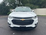 Used 2021 Chevrolet Traverse LT image 2