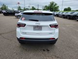 New 2025 Jeep Compass Latitude image 4