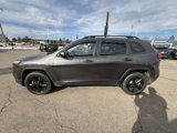 Used 2017 Jeep Cherokee Altitude image 4
